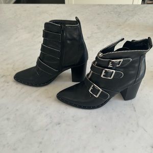 Steve Madden boots size 10